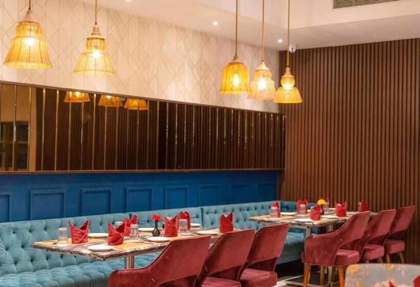 בית מלון כפרי Enrise By Sayaji Harda