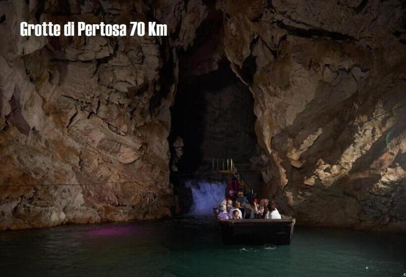 בית מלון כפרי Lanterna Verde