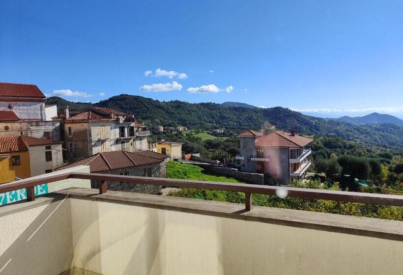 ホテル Lanterna Verde