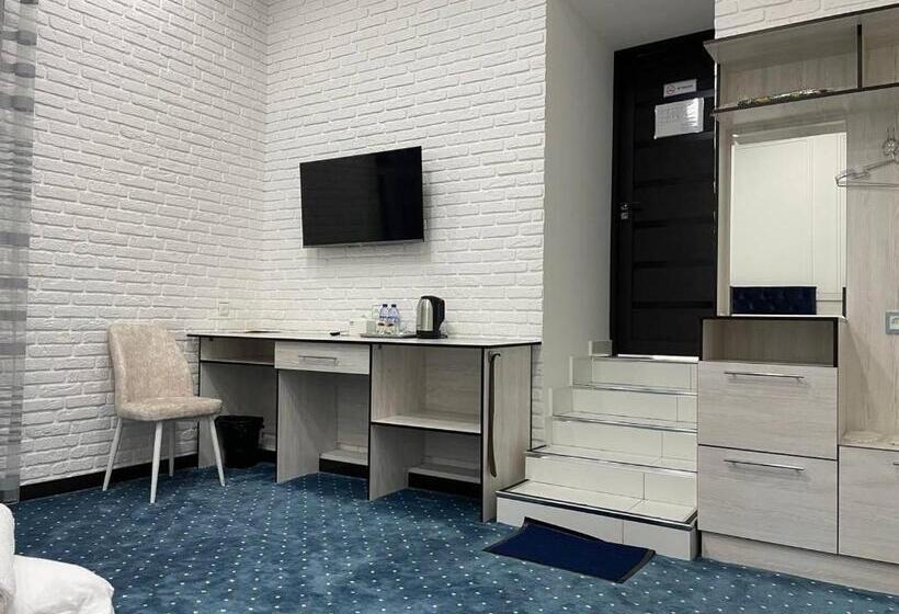 בית מלון כפרי Lola Kokand