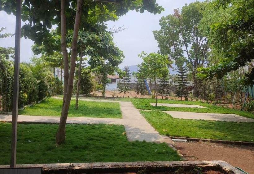 فندق Metro Palace Resort