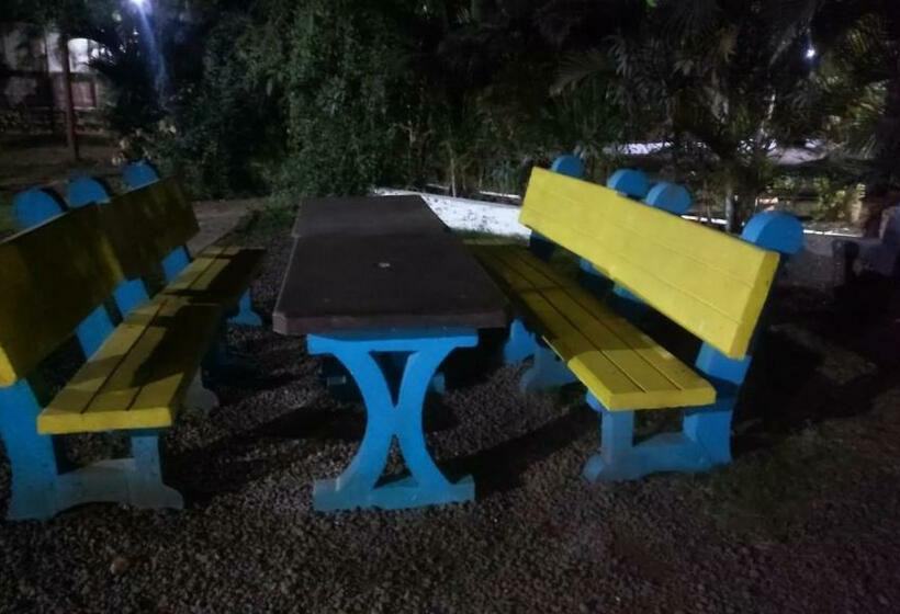 فندق Metro Palace Resort