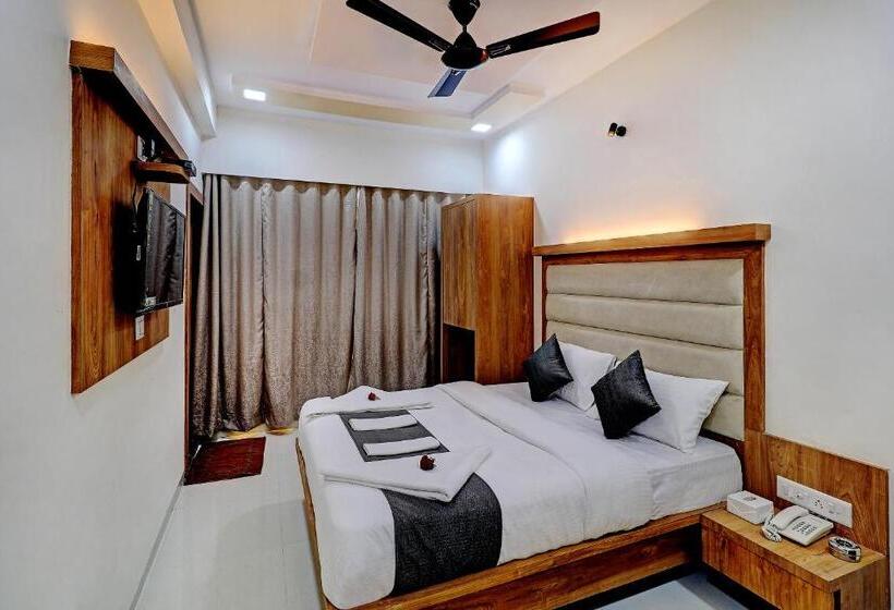 فندق Sun Inn Residency Rabale