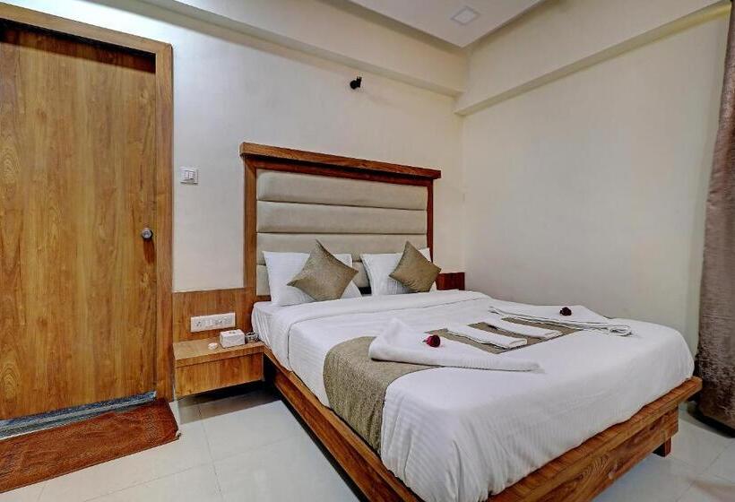 فندق Sun Inn Residency Rabale