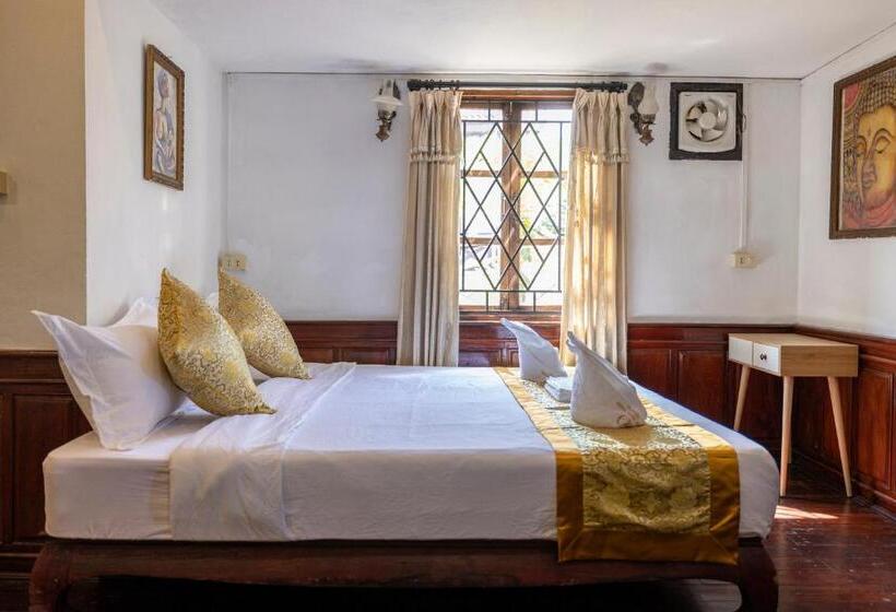 فندق Mekong Chidlatda Villa