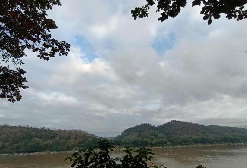 فندق Mekong Chidlatda Villa