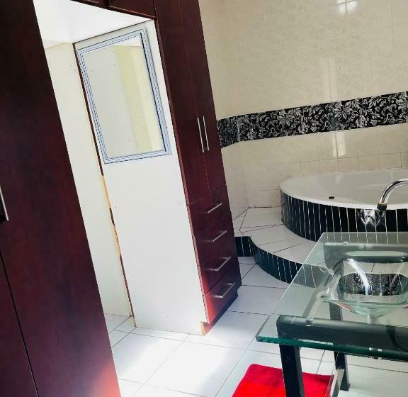 بنسيون Bloom Guest House