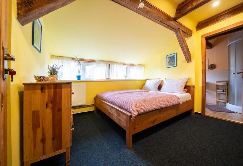 بنسيون Penzion Na Výšinkách, Jetřichovice, české švýcarsko