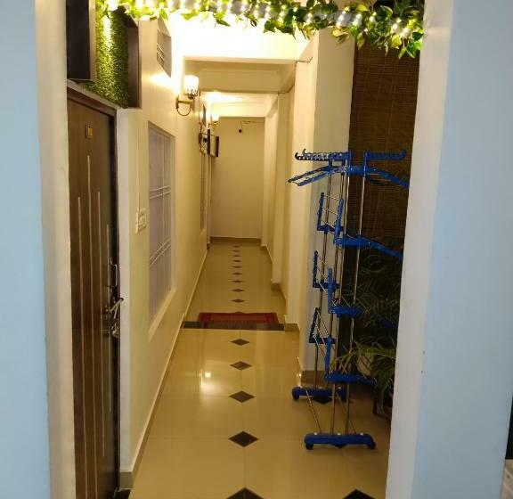 펜션 Shree Gorakhnath Guest House