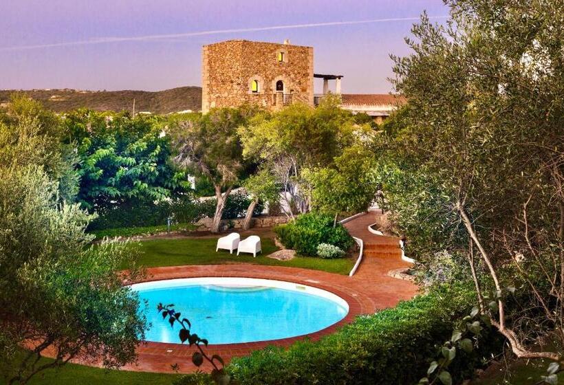 Residence Con Piscina A Liscia Di Vacca, 350 Mt Dal Mare, 3 Km Da Porto Cervo