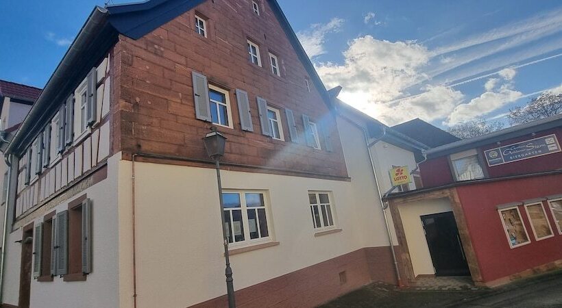 ユースホステル Gasthaus Goldener Stern