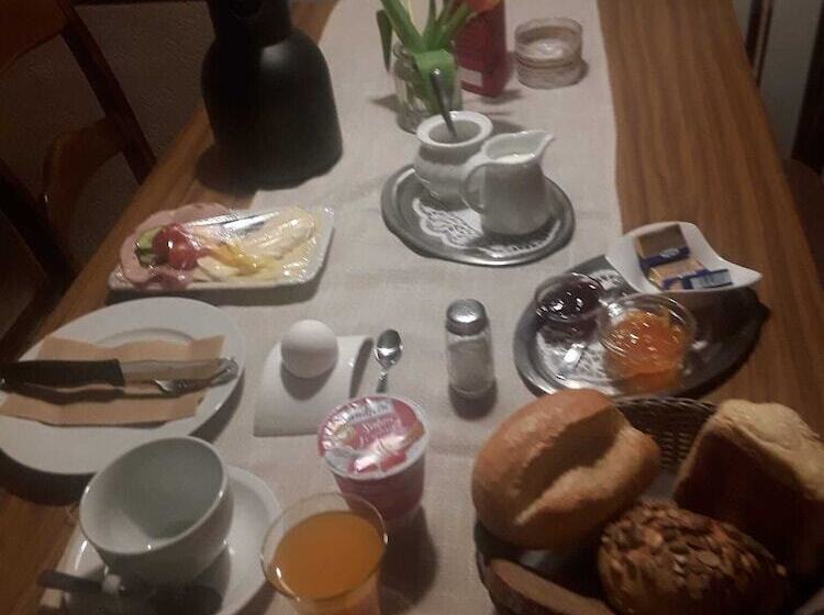 ユースホステル Gasthaus Goldener Stern