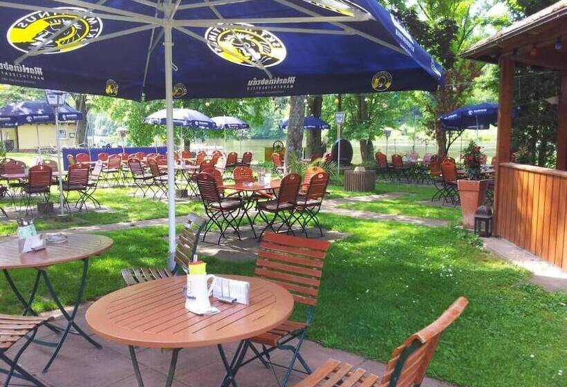 ユースホステル Gasthaus Goldener Stern