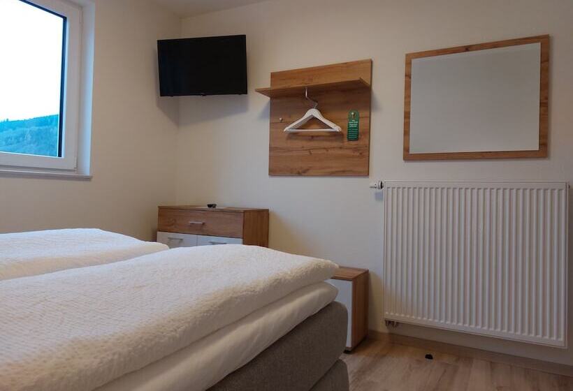 ユースホステル Gasthaus Goldener Stern