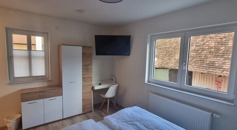 ユースホステル Gasthaus Goldener Stern