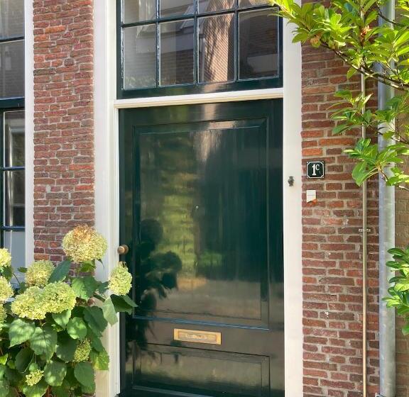 Bed and Breakfast Guesthouseone