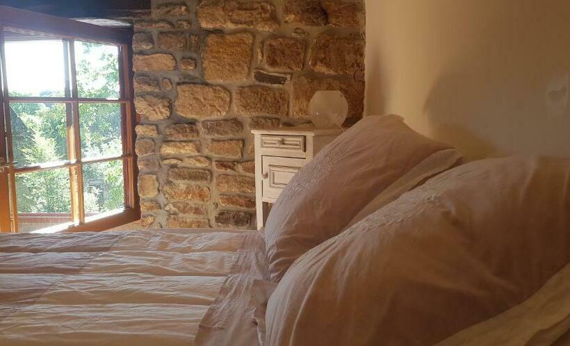 민박 Hameau De Leignoua