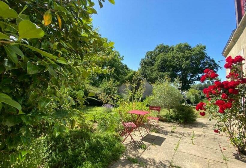 민박 Hameau De Leignoua