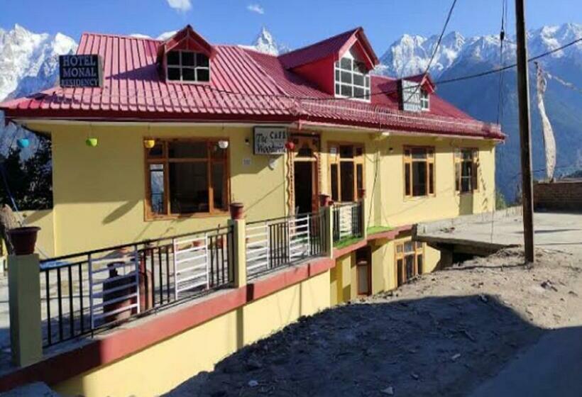 Bed and Breakfast Monal Residency By Stayapart