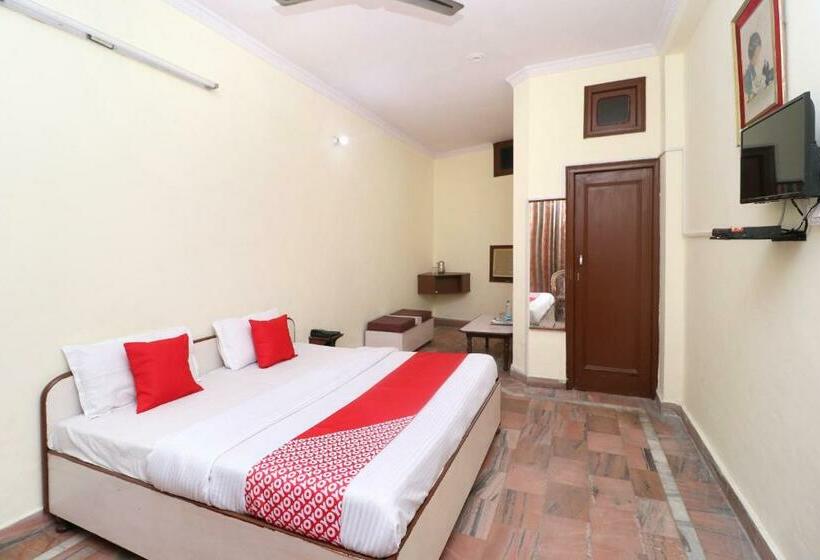 Flagship 70204 Hotel Sun Dew