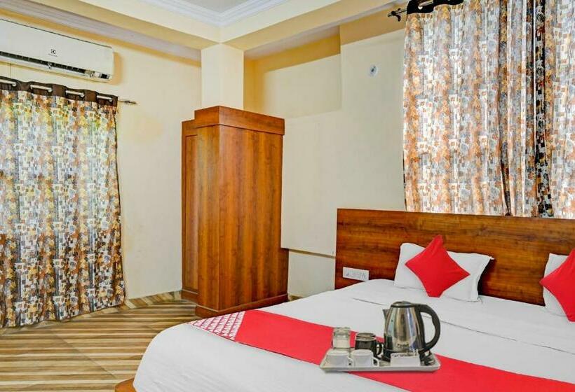 Flagship Hotel Sai Palace