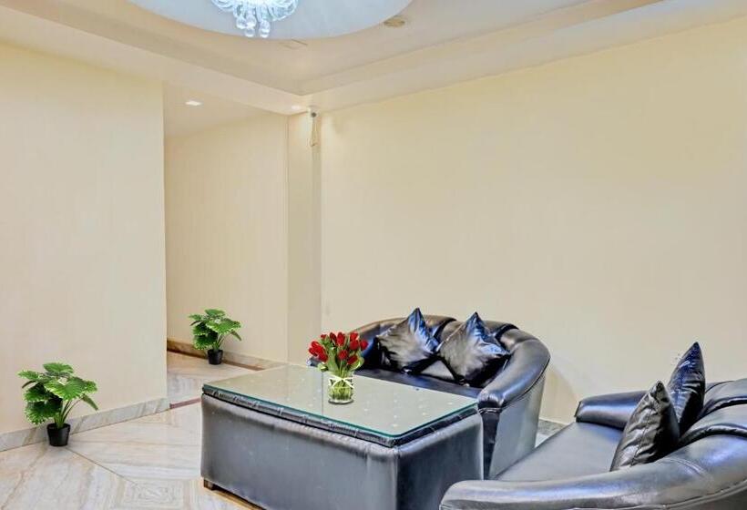 Flagship Hotel Sai Palace