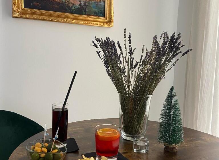 Gualtieri B&b   Luxurys