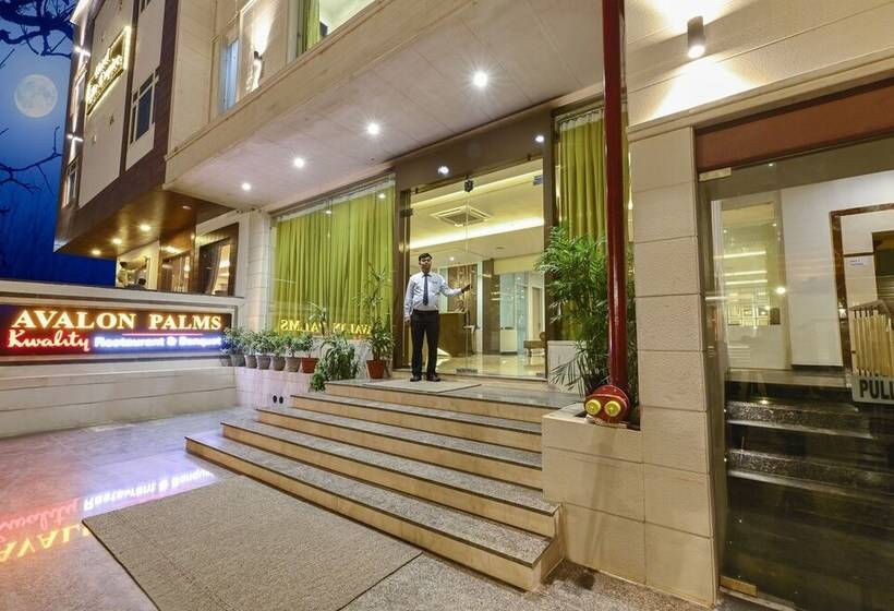 Отель Avalon Palms Agra