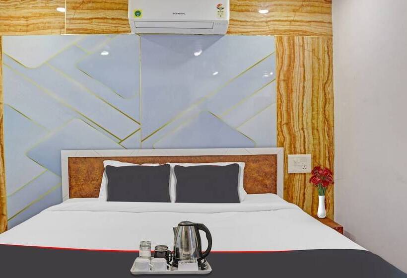 ホテル Capital O Vihari Grand Inn