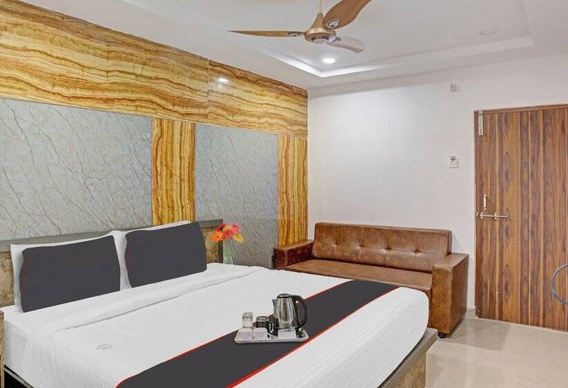 ホテル Capital O Vihari Grand Inn