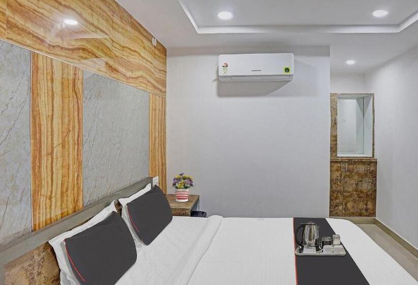 ホテル Capital O Vihari Grand Inn