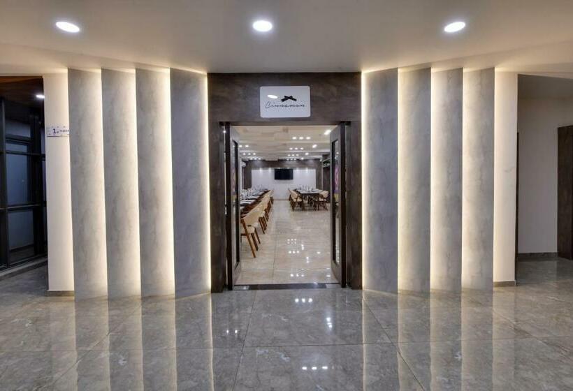 Click Hotel Tulsi Jamnagar 7 Mins From Reliance Industrial Township