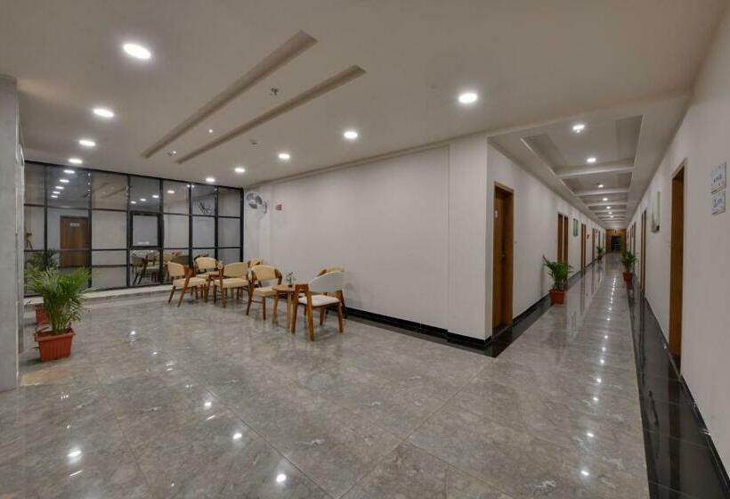 Click Hotel Tulsi Jamnagar 7 Mins From Reliance Industrial Township