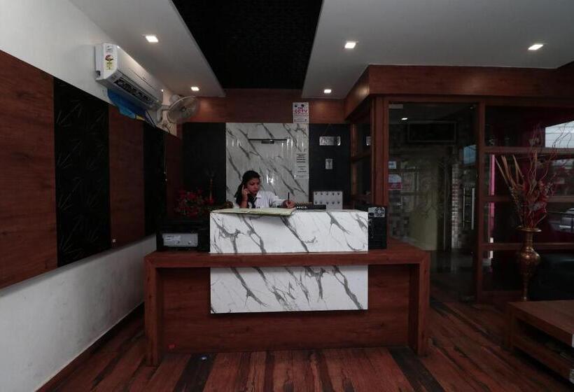 Collection O Tikonia Formerly Hotel Jatin