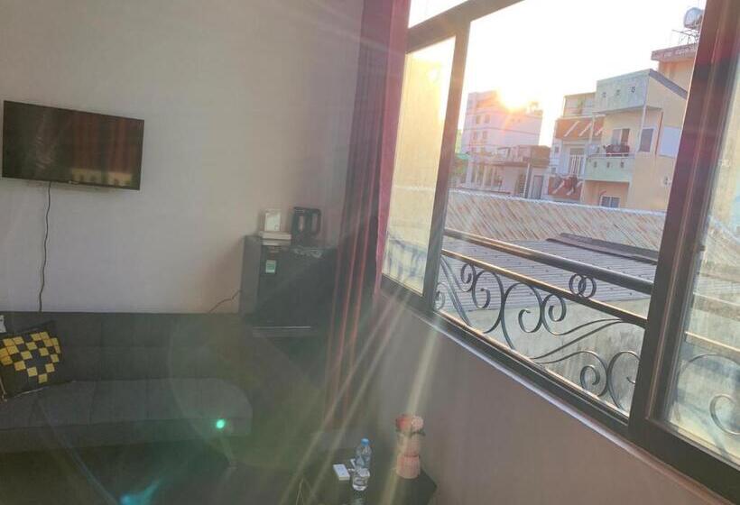 هتل کپسول Elegant Homestay Sai Gon   District 3