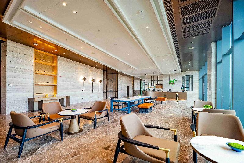 هتل Holiday Inn Zhuhai City Center, An Ihg