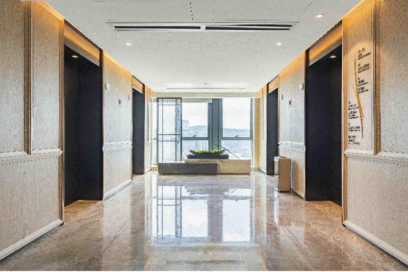 هتل Holiday Inn Zhuhai City Center, An Ihg