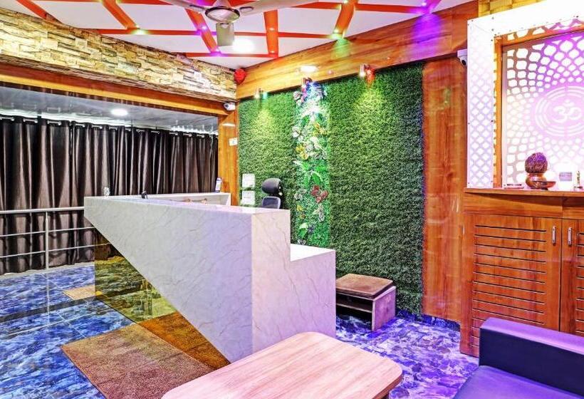 Itsy Hotels Rk Palace