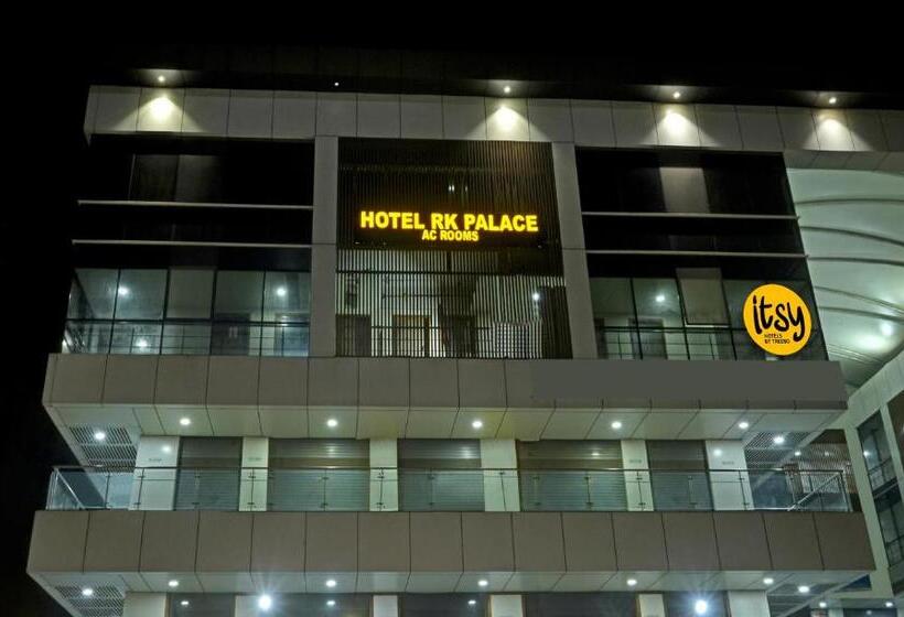 Itsy Hotels Rk Palace