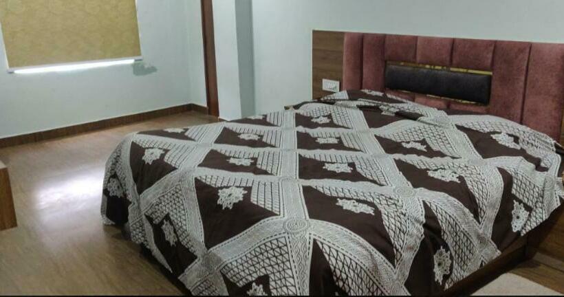 Collection O Hotel Jairaj