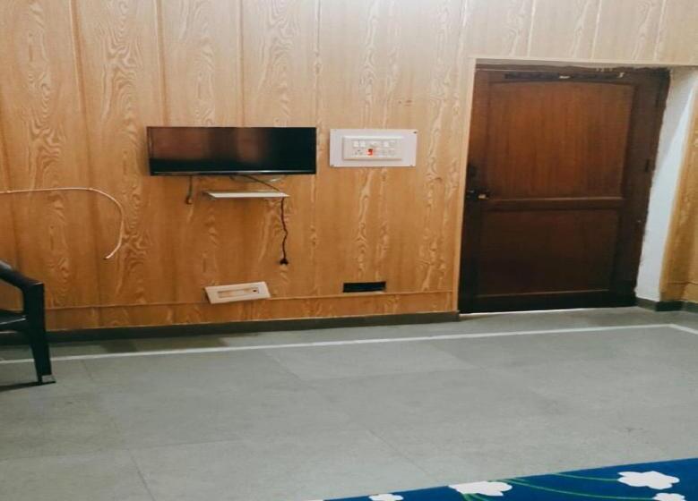 فندق Jiya Green Garden & Banquet, Sonipat