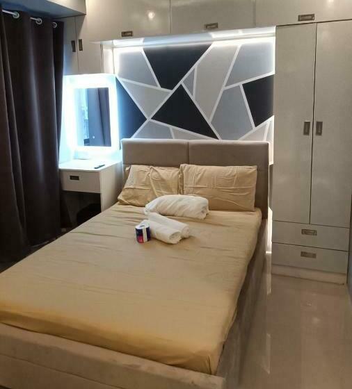 ホテル Light House