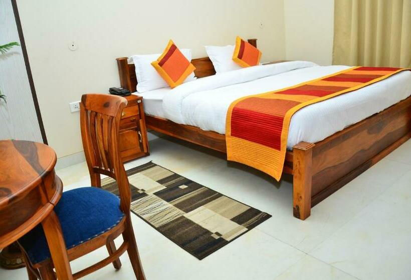 בית מלון כפרי Mojo Rooms Airport