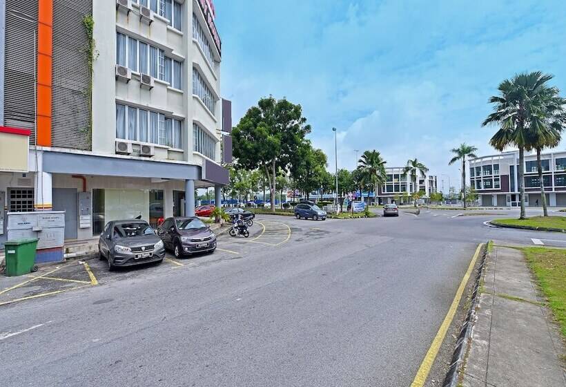 Отель Oyo 90669 My  Vistana