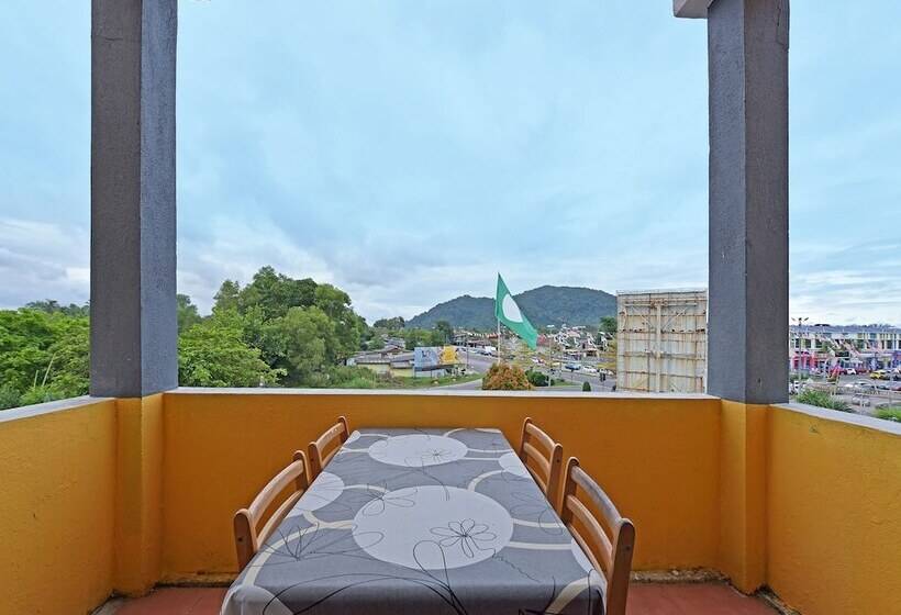 בית מלון כפרי Oyo 90672 De Paradise Turtle