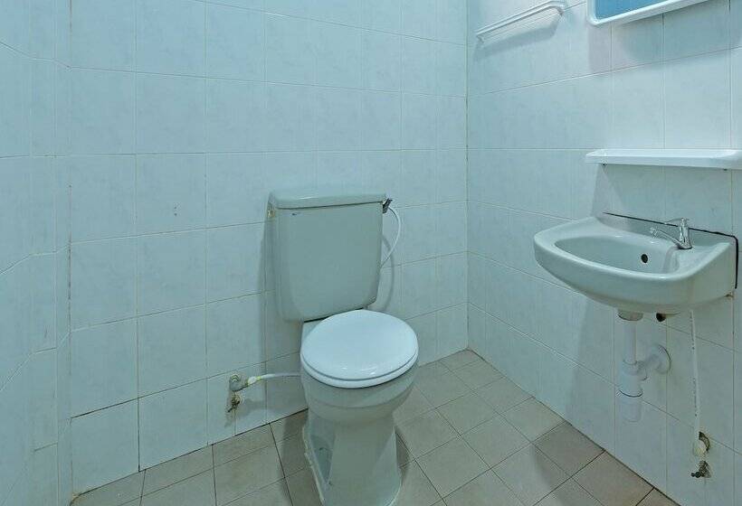 בית מלון כפרי Oyo 90672 De Paradise Turtle