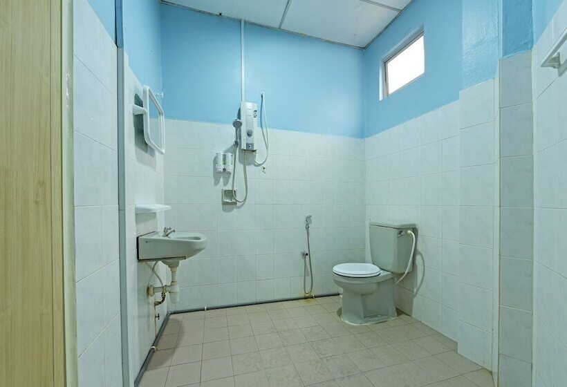 בית מלון כפרי Oyo 90672 De Paradise Turtle