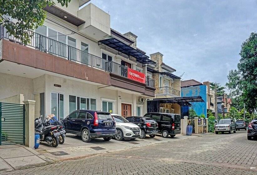 ホテル Oyo 91849 Karawaci Taman Permata 5