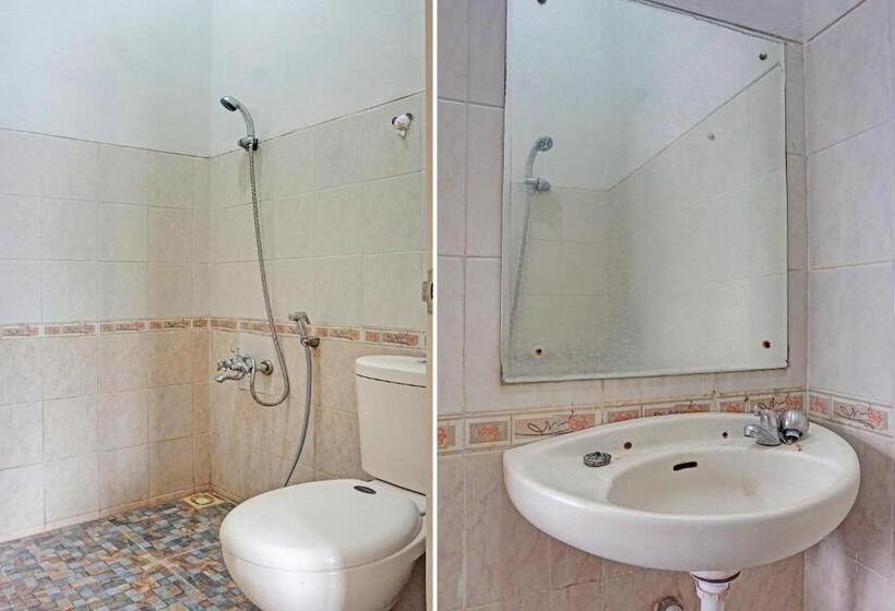 ホテル Oyo 91849 Karawaci Taman Permata 5