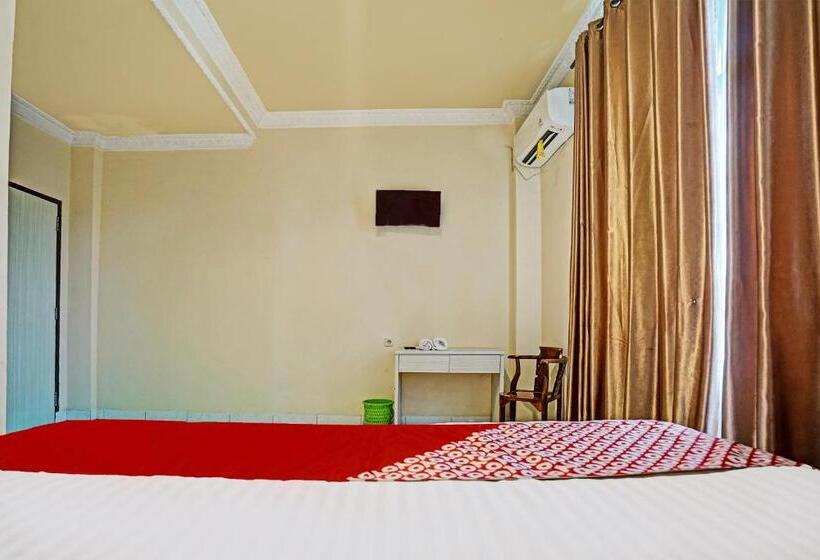 בית מלון כפרי Oyo 91873 Nugraha Kost